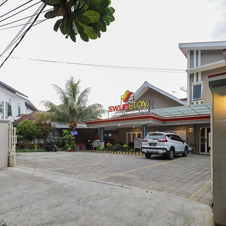 Reddoorz Plus At Swun Stay Raya Langsep Malang Exteriör bild