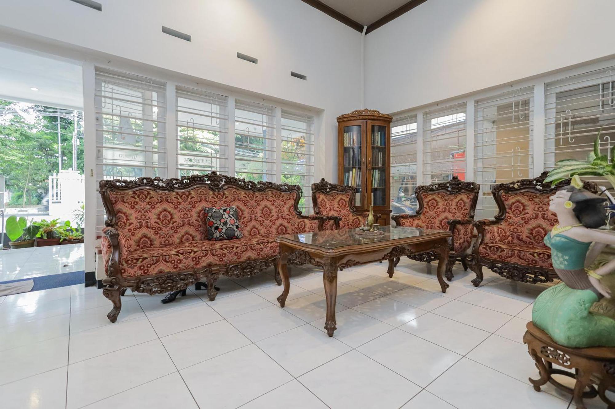 Reddoorz Plus At Swun Stay Raya Langsep Malang Exteriör bild