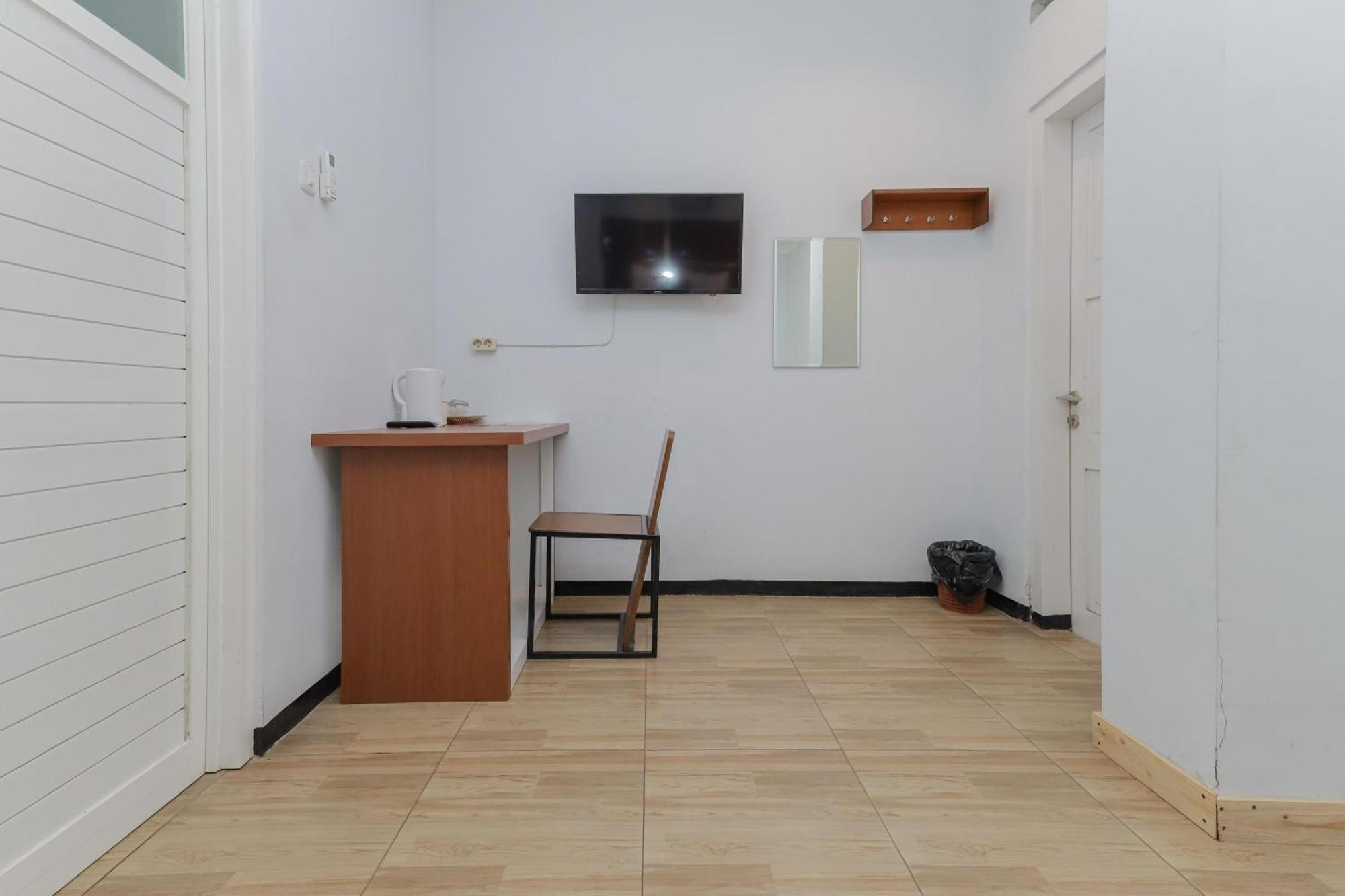 Reddoorz Plus At Swun Stay Raya Langsep Malang Exteriör bild