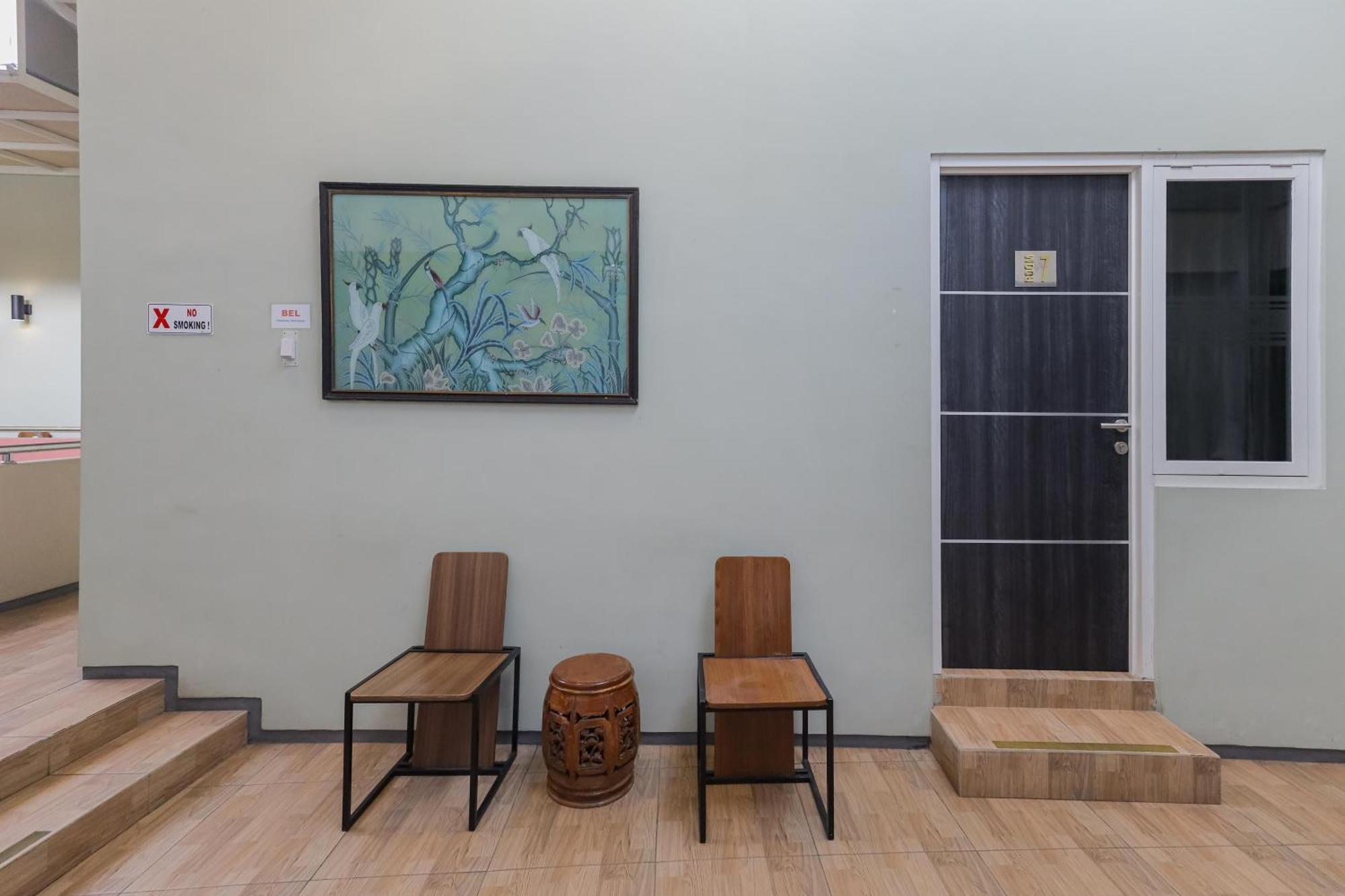 Reddoorz Plus At Swun Stay Raya Langsep Malang Exteriör bild